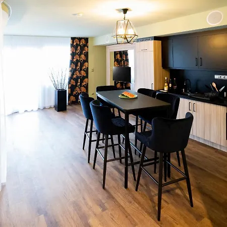 Отель Allure Hotel & Spa Эгер