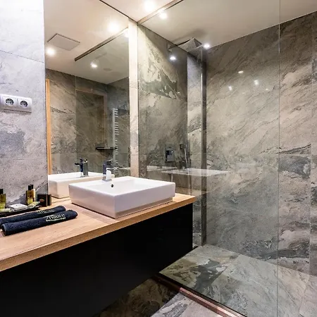 Allure Hotel & Spa Эгер