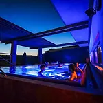 Allure & Szálloda 4*