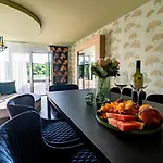 Allure & 4* Eger
