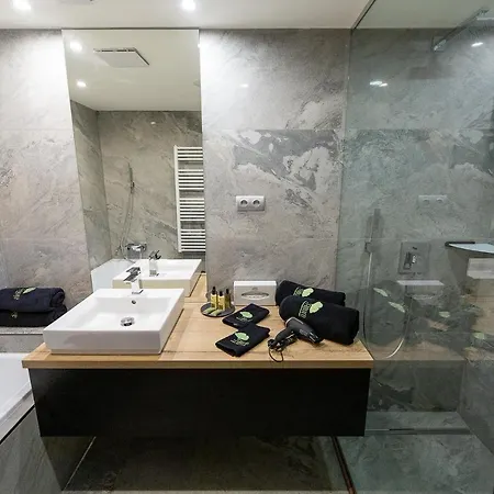Отель Allure & 4*