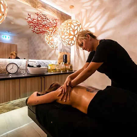 Hotel Allure & 4*