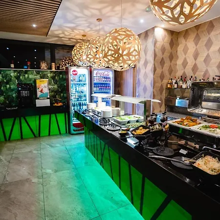 Allure Hotel & Spa Hotell Eger