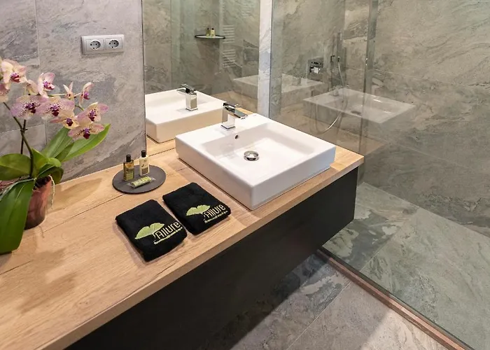 호텔 Allure & 에게르