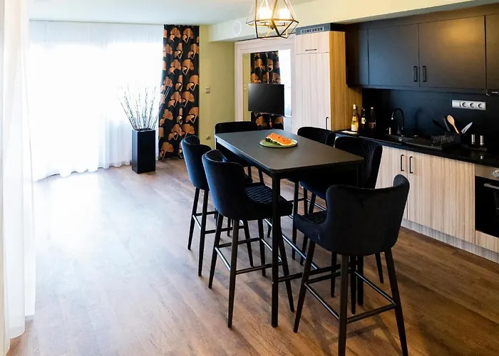 호텔 Allure & 에게르