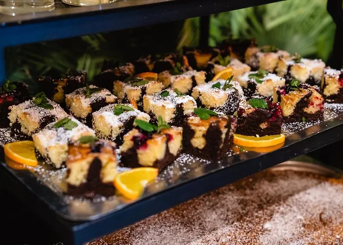 Allure & 호텔 에게르